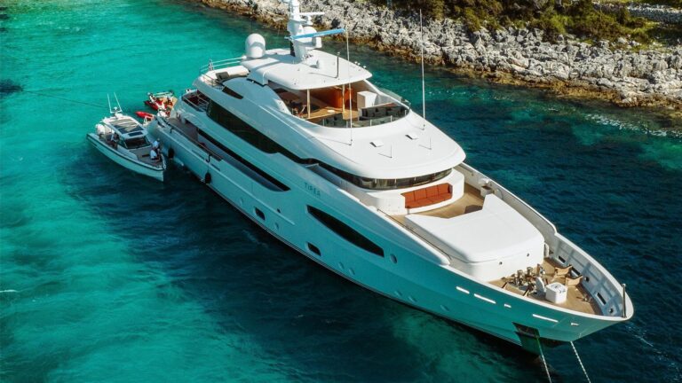 Luxury Yacht TIREA