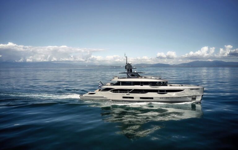 Luxury Yacht TOSUN (sistership)