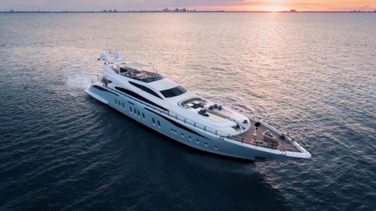 Luxury Yacht TUTTO LE MARRANE