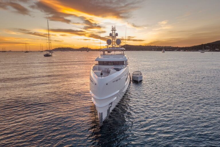50M HEESEN SUPERYACHT