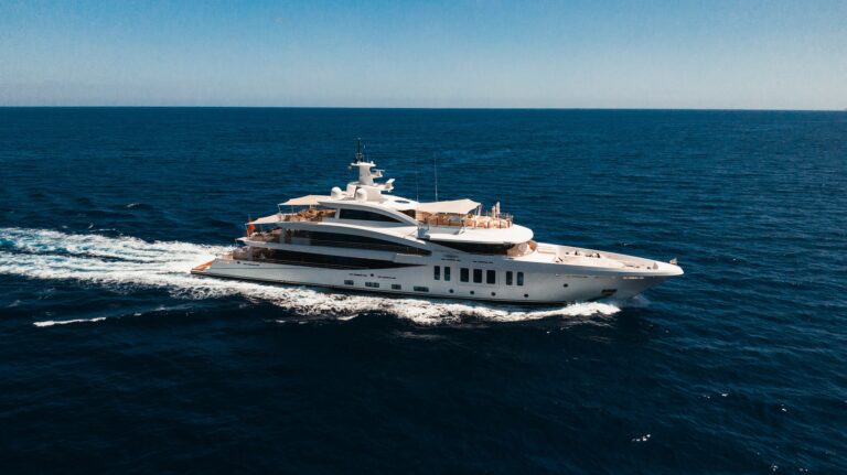 Luxury Yacht MOONSTONE