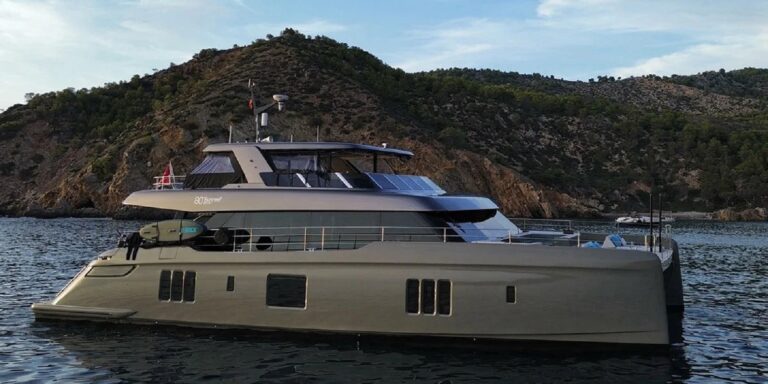 Motor Yacht AMITATU