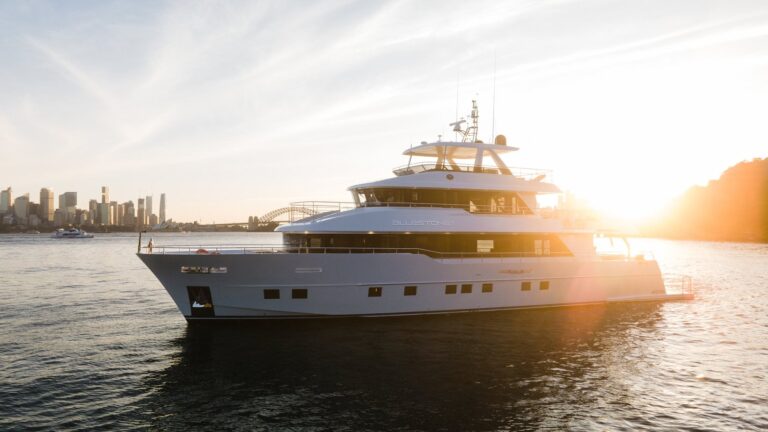 Motor Yacht BLUESTONE 1