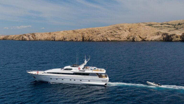 Motor Yacht BORA BORA