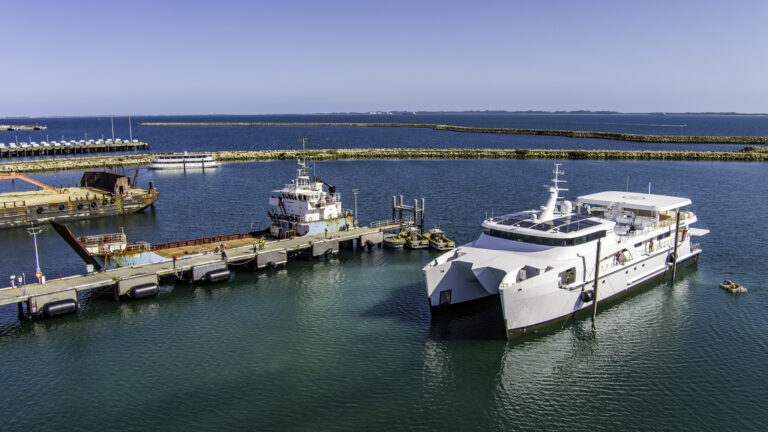 Motor Yacht CHARLEY 2