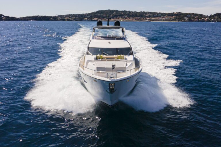 Motor Yacht HERO