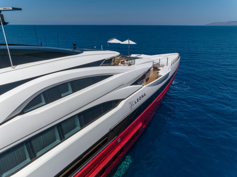 102 Motor Yacht LEONA (ex