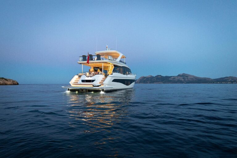 Motor Yacht LUMI
