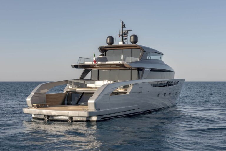 Motor Yacht NEW YORK