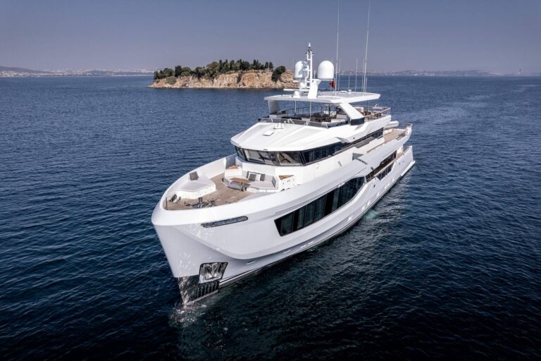 Motor Yacht ROCKIT