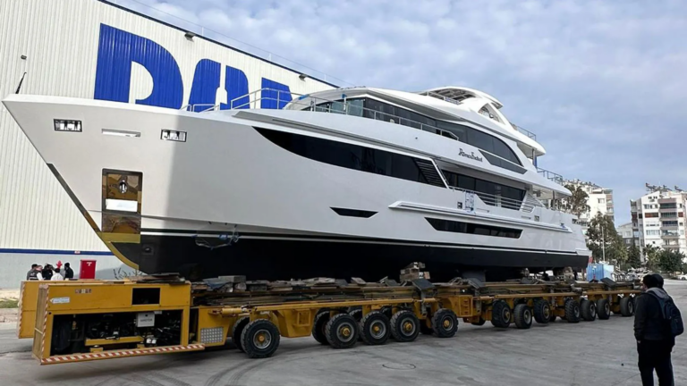 Motor Yacht ROMEO FOXTROT II Launched