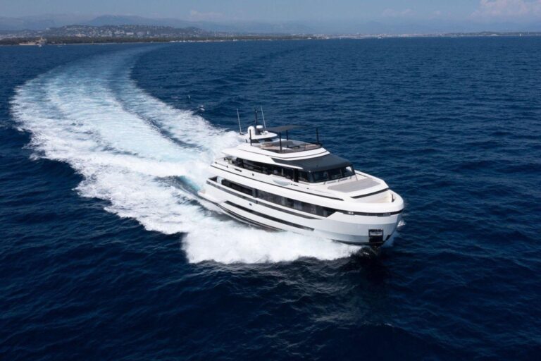 Motor Yacht UILIA