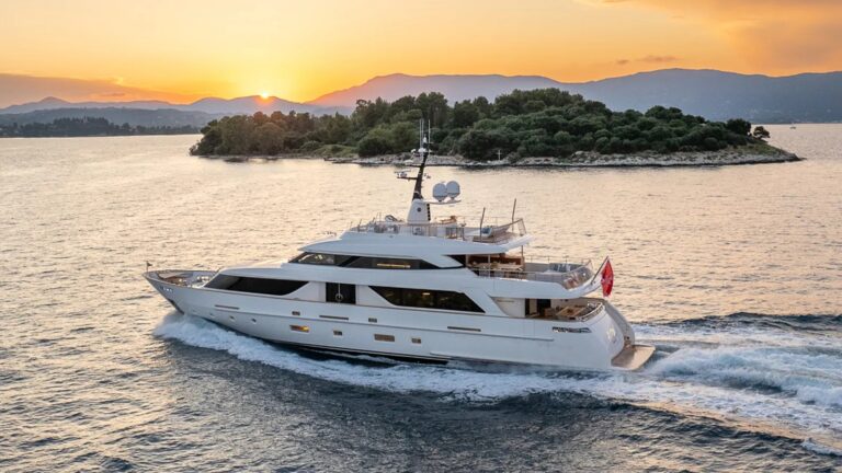 Motor Yacht ZULU 3