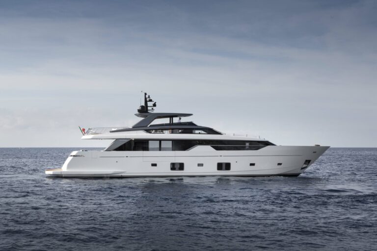 Super Yacht JOURNEY