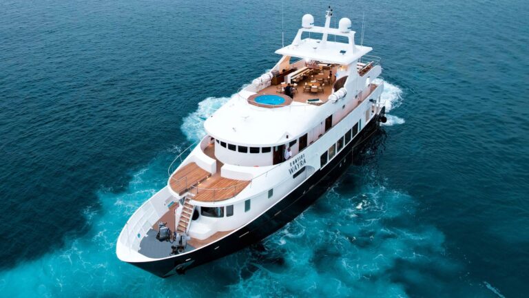 Super Yacht KONTIKI WAYRA