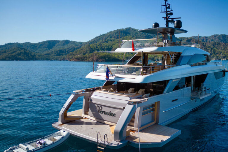 Super Yacht VERVEINE