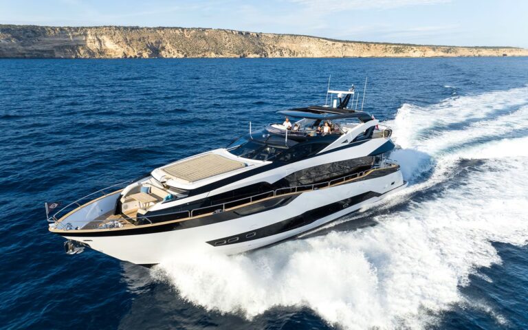 Superyacht HIGH ENERGY