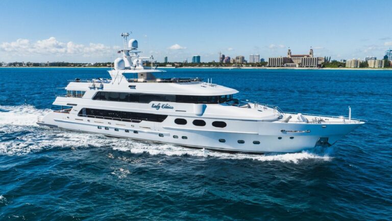 Superyacht LADY ELAINE