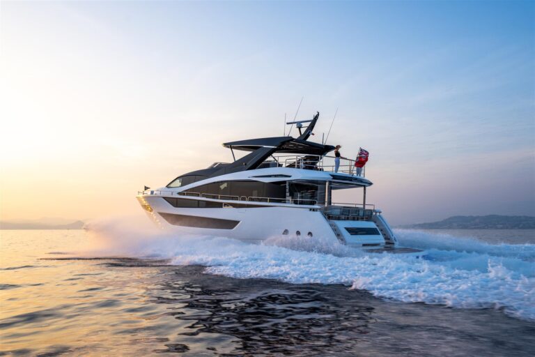 Superyacht MOWANA (sistership)