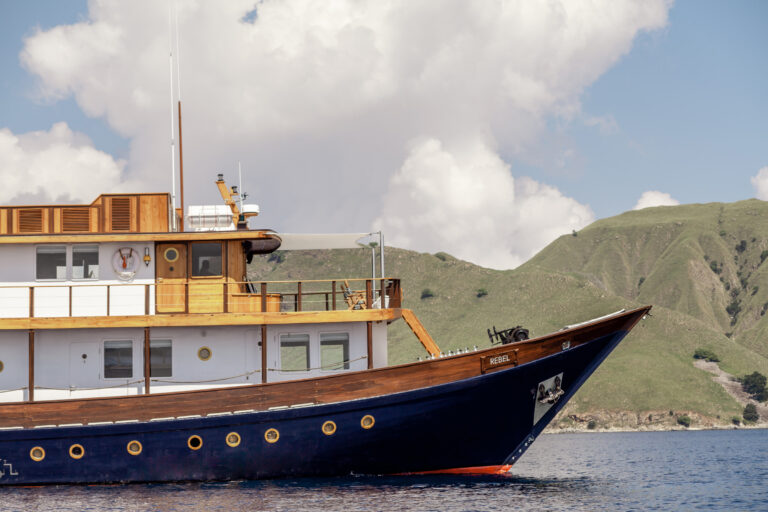 Superyacht REBEL