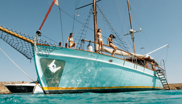Superyacht SEATZEN