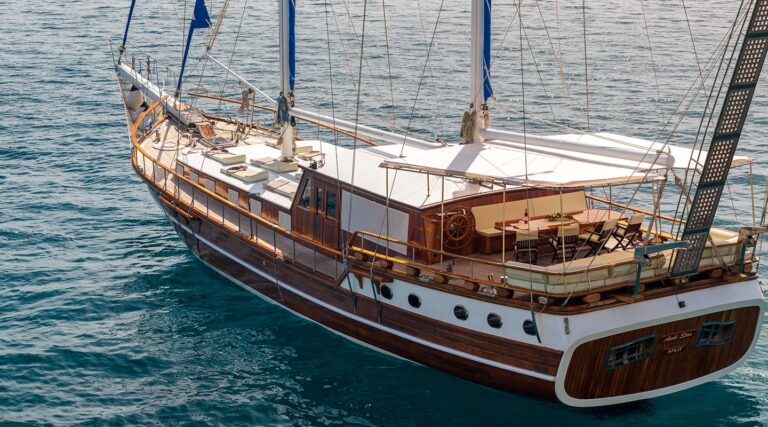 Luxury Yacht ANDI STAR