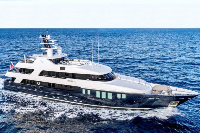 Luxury Yacht BRAVADO