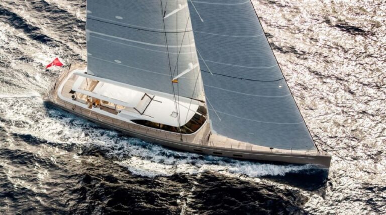 Luxury Yacht SELENA