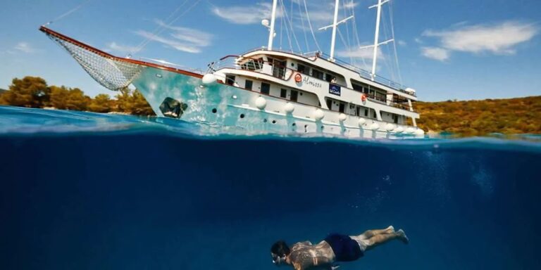 Motor Sailer ALMISSA