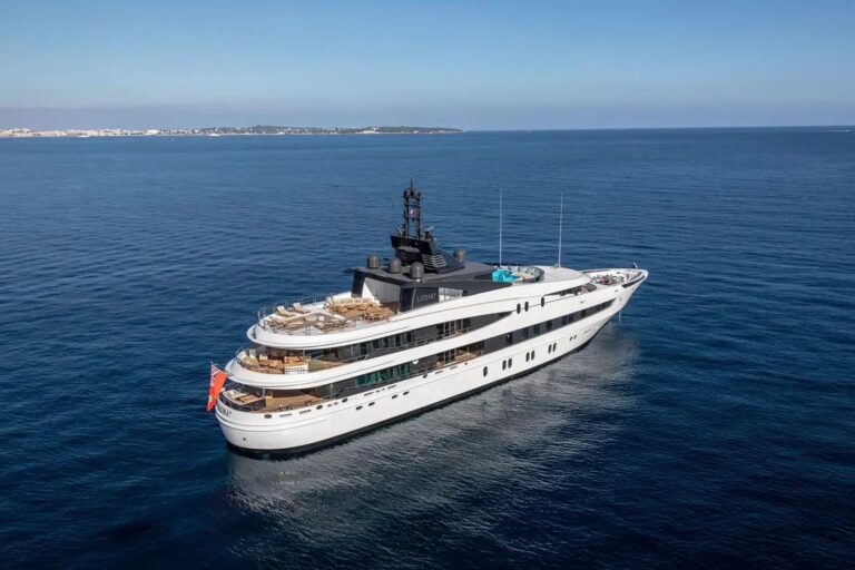 Motor Yacht AHS