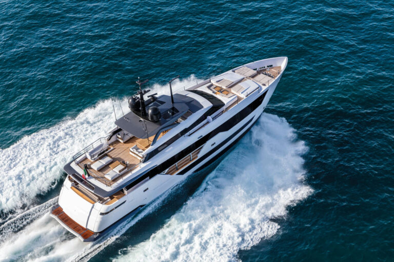 Motor Yacht ALVIUM (sistership)