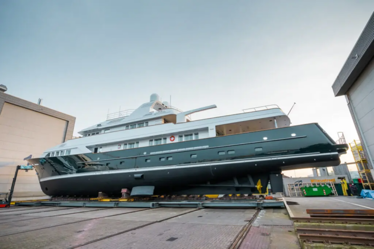 Motor Yacht EMERALD