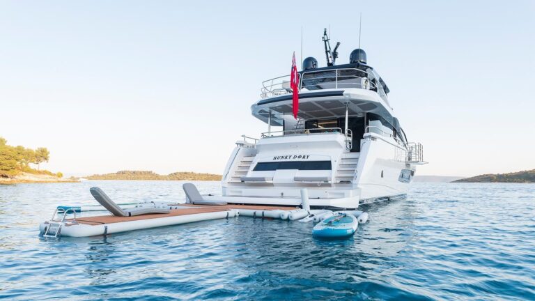 Motor Yacht HUNKY DORY OF LONDON