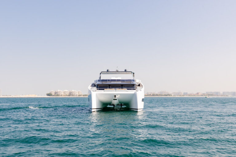 Motor Yacht INFINITY