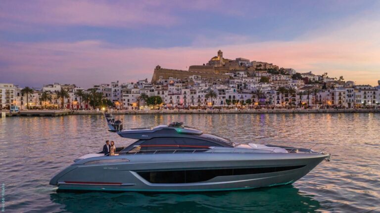 Motor Yacht JACK II (sistership)