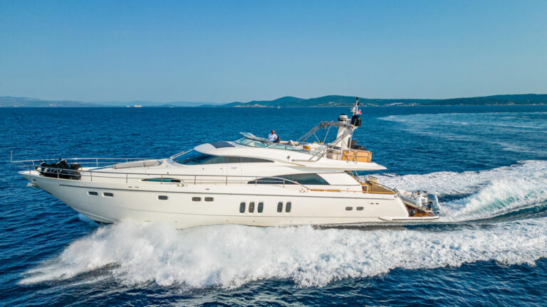 Motor Yacht JOLIDOR