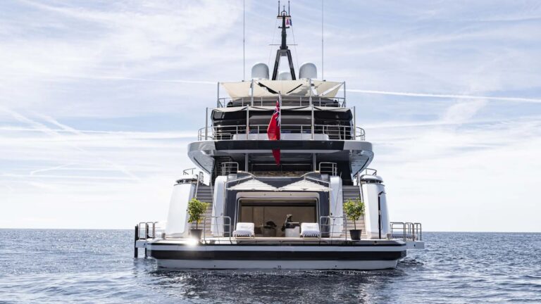 Motor Yacht MALIA