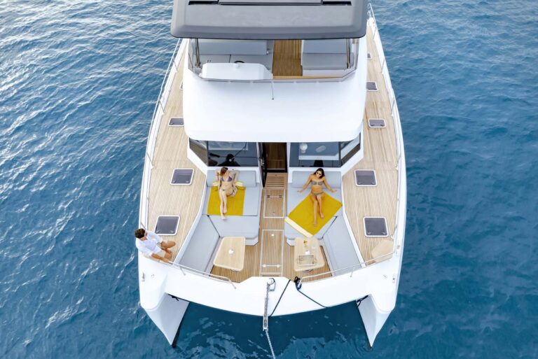 Motor Yacht NYD'AMOUR II (sistership)