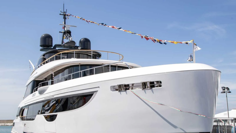 Motor Yacht OREOS