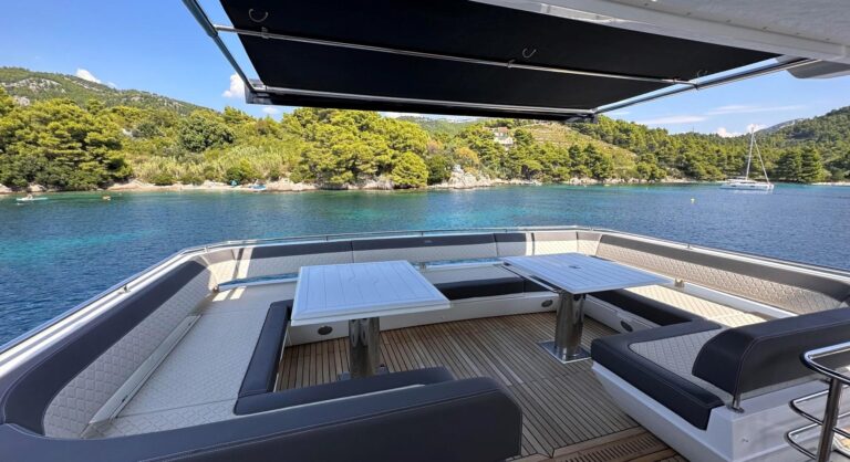 Motor Yacht PARADISE