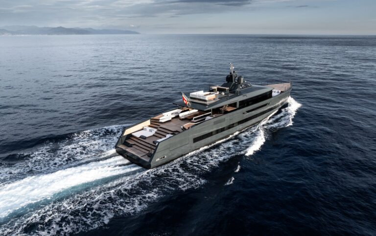 Motor Yacht SAN