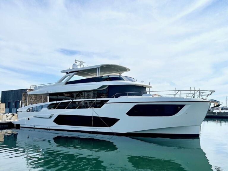 Motor Yacht SEMELA