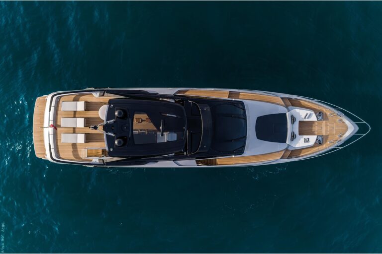 Motor Yacht SYLIA (sistership)