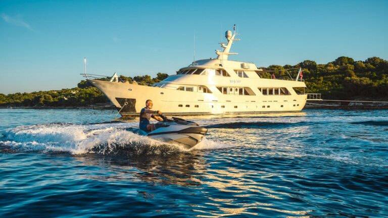 Motor Yacht TO JE TO