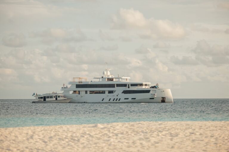 Motor Yacht WHITE PEARL