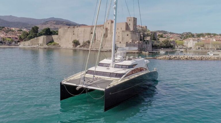 Sailing Yacht HOUBARA