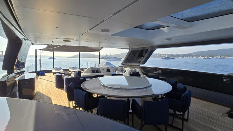 Sun Deck Dining