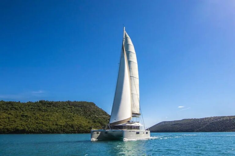 Super Yacht COOL CHANGE