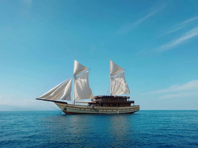 Super Yacht THE MAJ OCEANIC