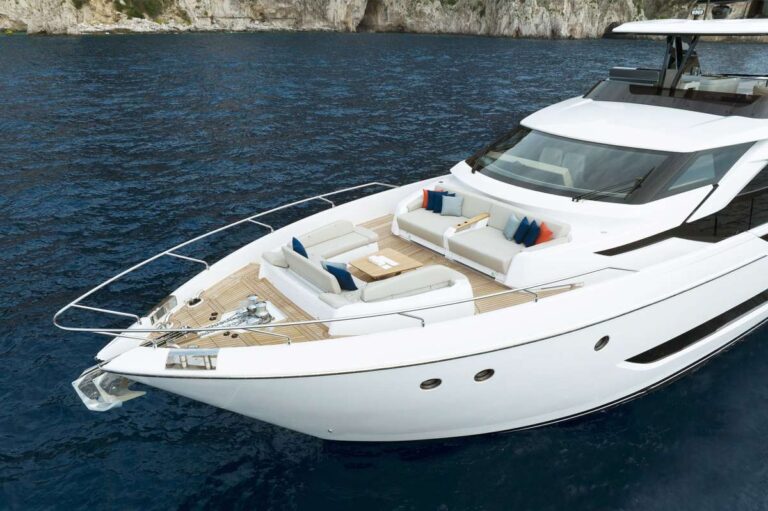 Superyacht 5 PALMS